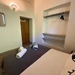 Nyaraló Saber A-mar *
